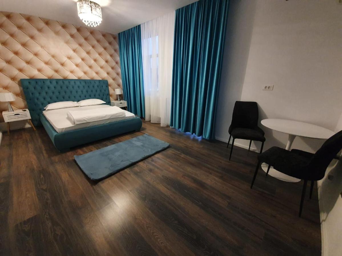 Garsonierre Central Luxury Târgu Jiu Extérieur photo